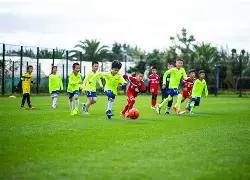 郭碧婷母女,游海洋公园,向佐相伴侧,龙8国际,龙8国际入口,龙8国际平台,龙8国际官方